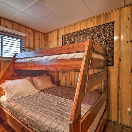Pet-Friendly Big Bear Lake Cabin Less Than 3 Mi To Lake! Exterior photo