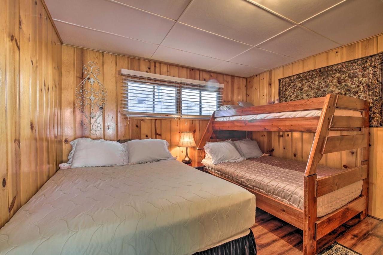 Pet-Friendly Big Bear Lake Cabin Less Than 3 Mi To Lake! Exterior photo